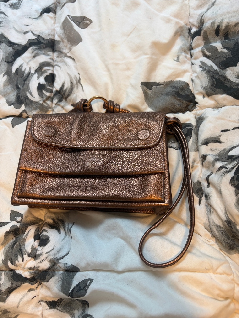 Ear Brown Metallic Multi-Pocketed Crossbody Bag